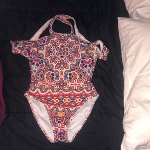 Kenneth Nicole reaction whole piece swimsuit